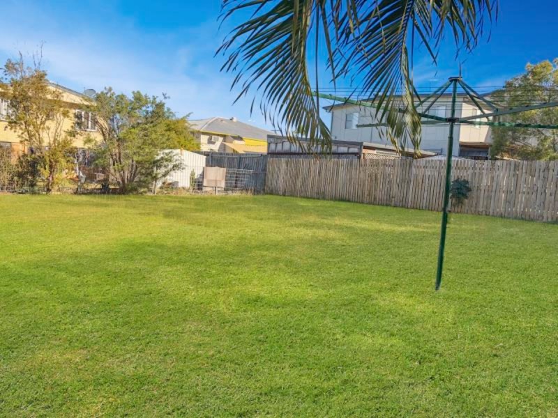 2 Hardacre Street, Wandal QLD 4700